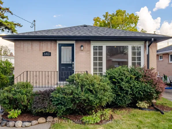 643 Perry Cres, Oshawa, ON L1J 2E4