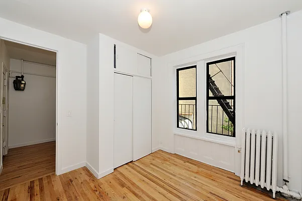 Rented by Aether Property Group | media 11