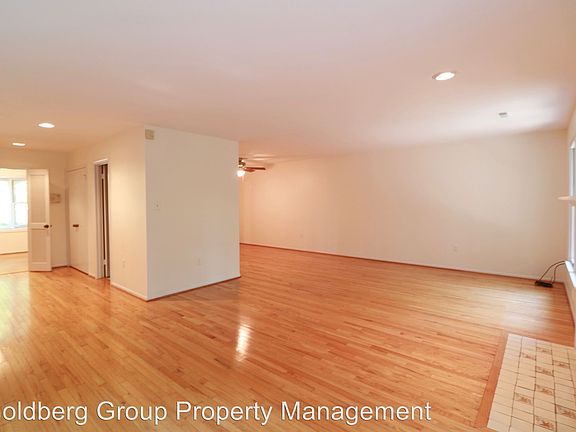 3rd image of 7606 Coddle Harbor Ln