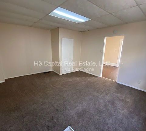3rd image of 2207 Lee Ave