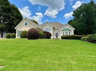 1255 Castle Pointe Ln, Grayson, GA 30017
