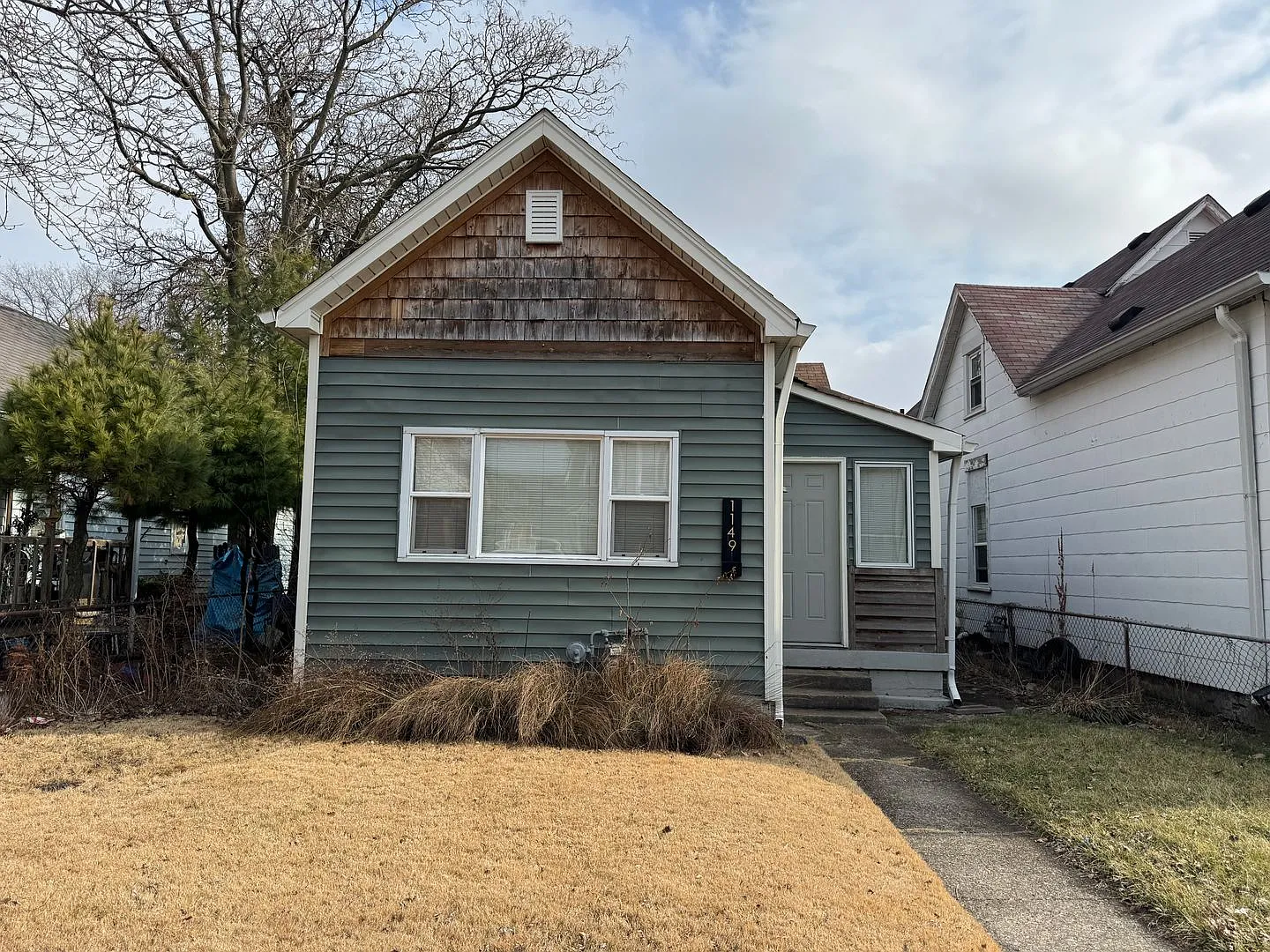 1149 Olive St photo 1