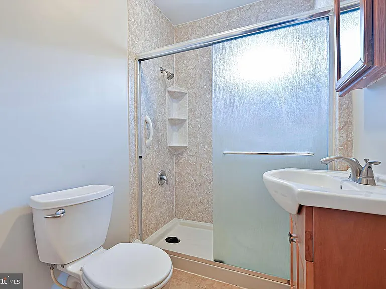 126 N Harvard Ave — Photo 18