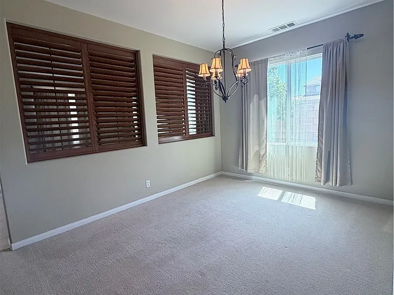 13682 Perry Ann Cir — Photo 5