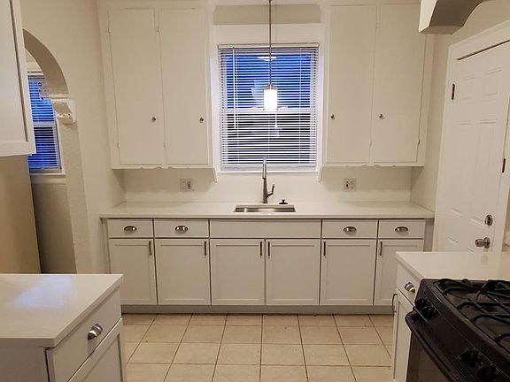 4th image of 17605 Stoepel St #2