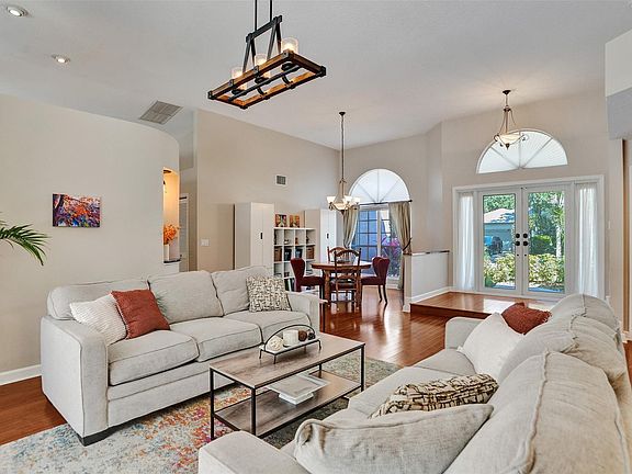 5th image of 4288 NW 64th Avenue