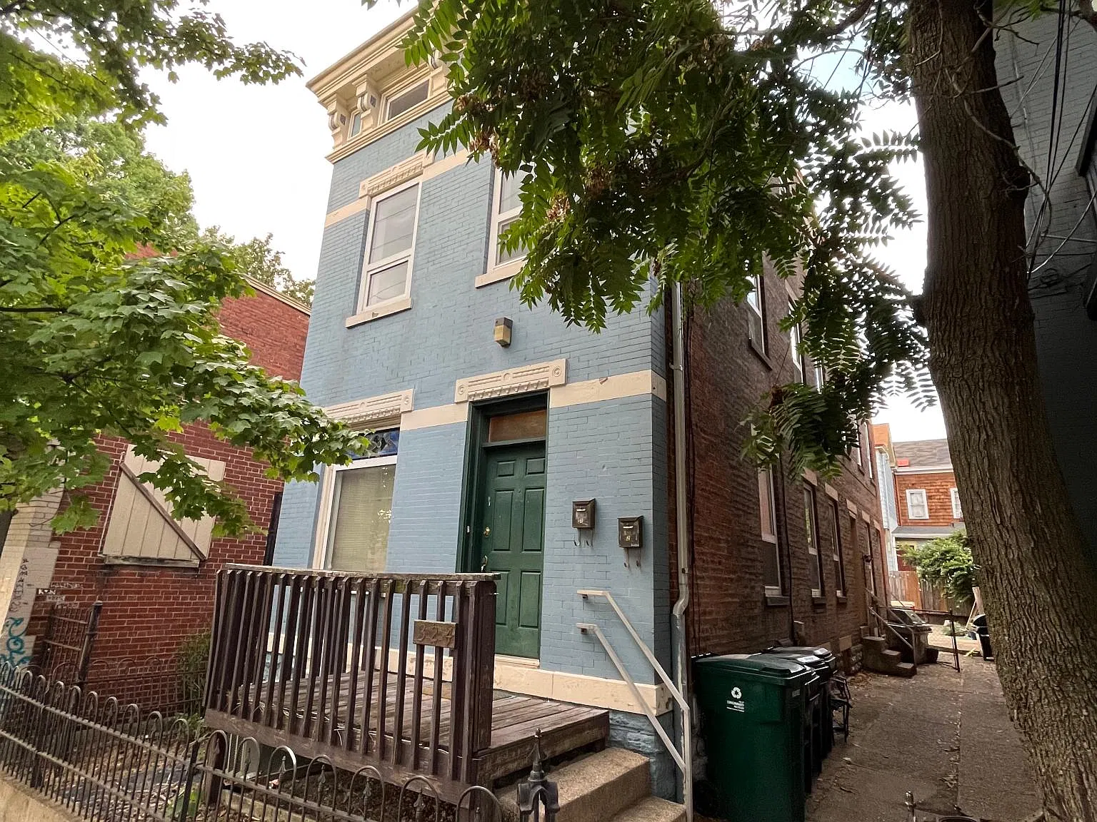 324 Warner St — Photo 3