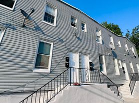 76-78 N 1st St
