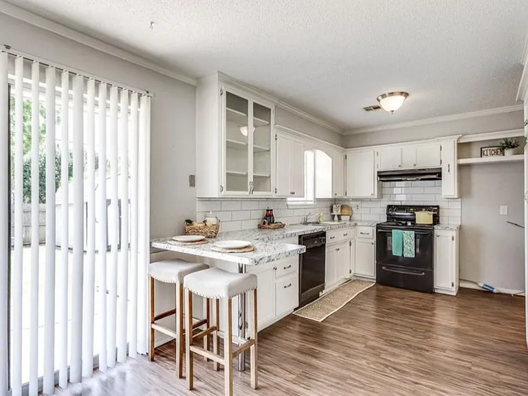 628 Sunset Dr — Photo 14