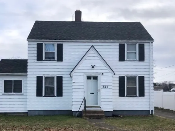 323 Stone Rd, Rochester, NY 14616