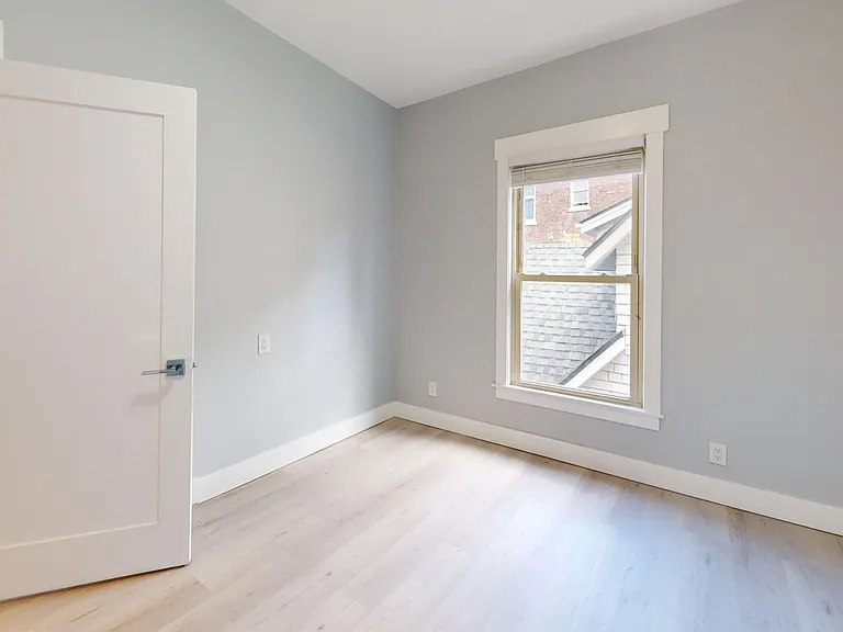 East Union Apartments | Updated Homes Steps from Pike/Pine — Photo 19