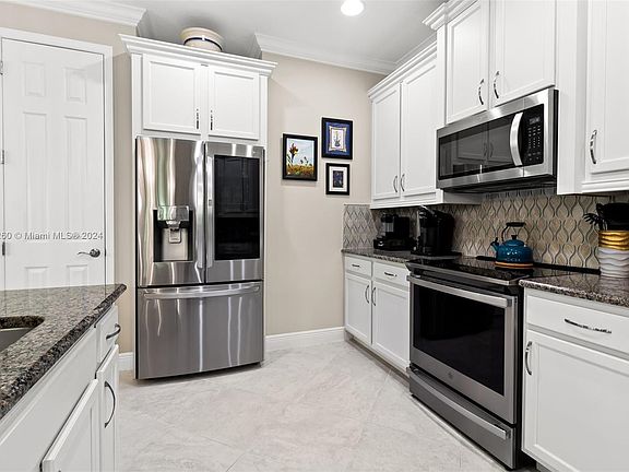 3rd image of 12868 SW Lake Fern Cir