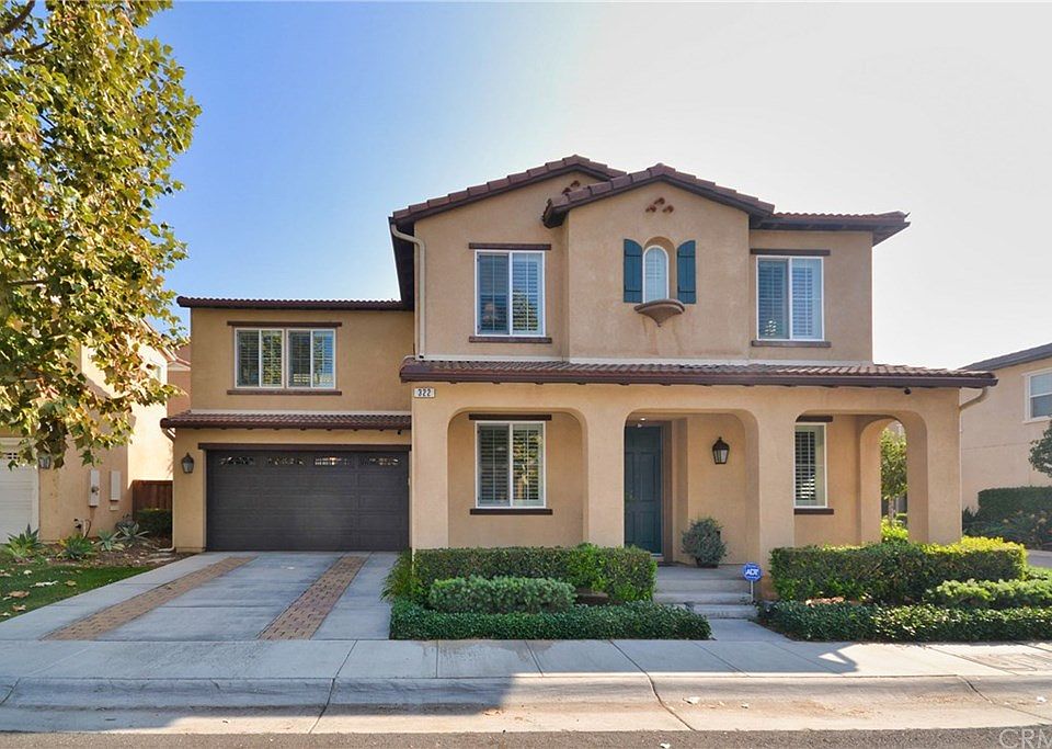 1st image of 322 W Pebble Creek Ln