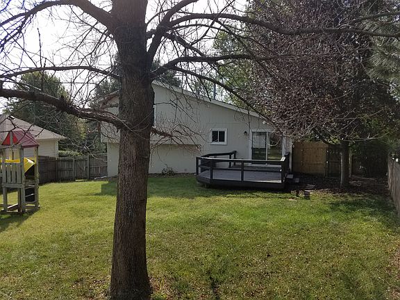 3rd image of 13414 Olive St