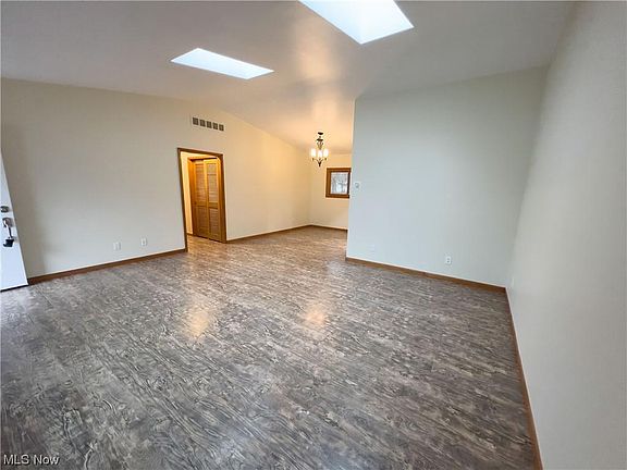 2nd image of 7112 Dogwood Ln
