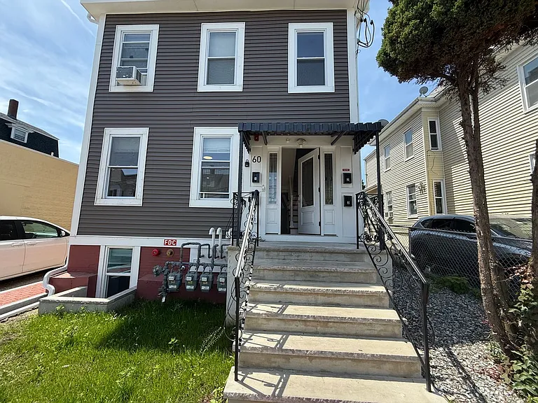 60 Bonair St #1 — Photo 9