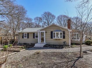 110 Kelley Rd, Hyannis, MA 02601