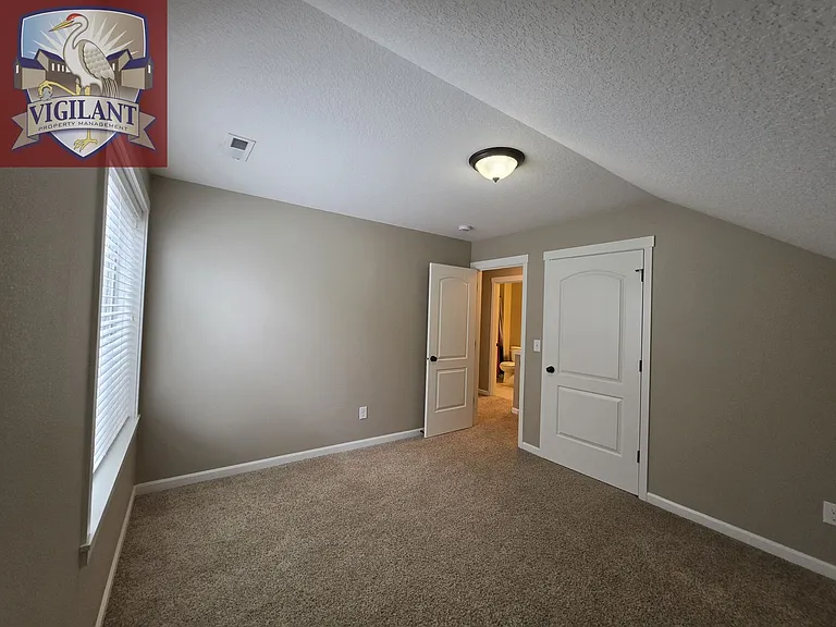 2605 NE 130th Ct — Photo 14