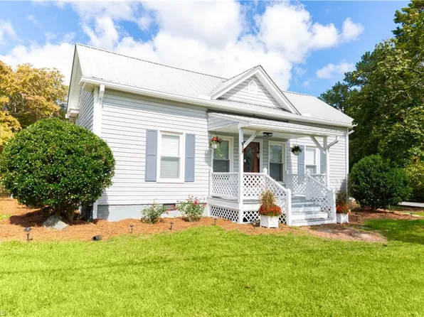 444 Denton Rd, Denton, NC 27239