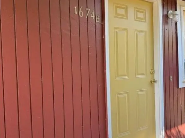 1674 Hayes St APT B, Eugene, OR 97402