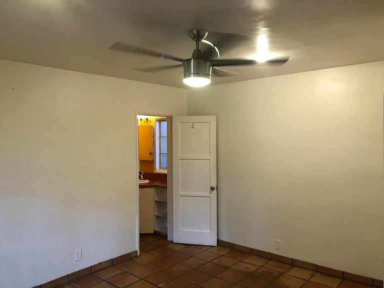 La Casa — Photo 188