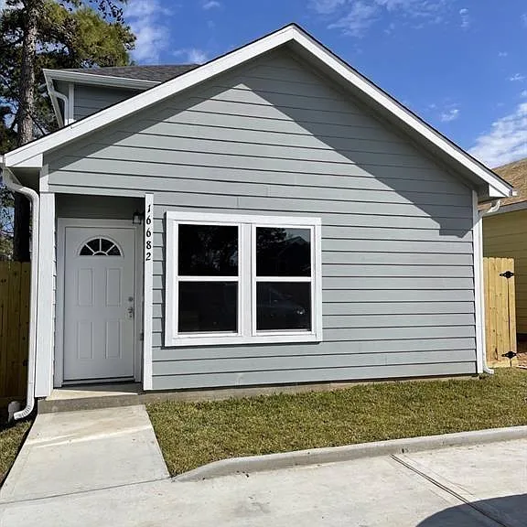 16682 E Forrestal — Photo 1