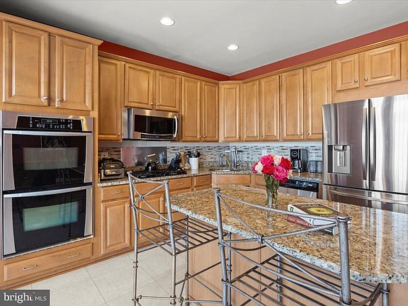 2nd image of 2661 Helmsman Ln