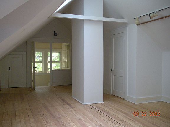 Third Floor Room/Studio