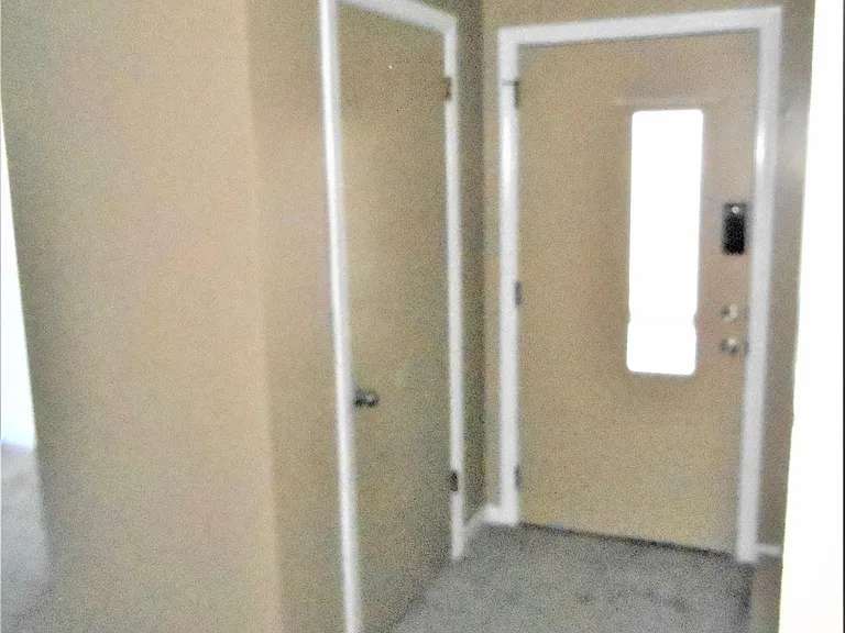 165 South St #14 — Photo 9