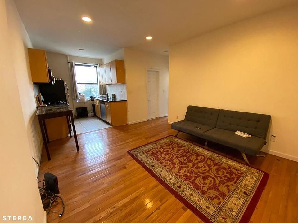1st image of 2906 21st Ave #1B