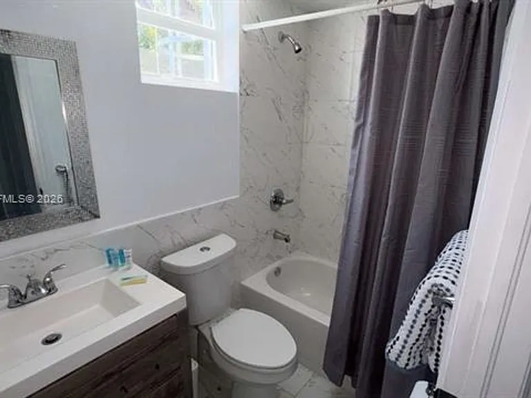3872 Grand Ave #A — Photo 22