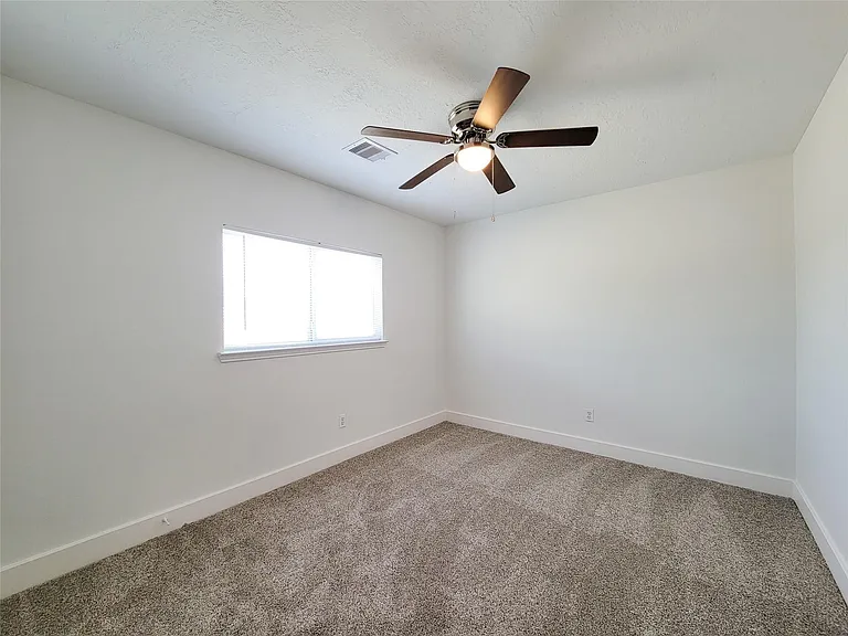 10030 Farrell Dr — Photo 20