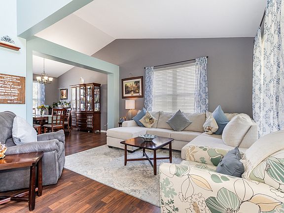 4th image of 1614 Wintercrest Ln