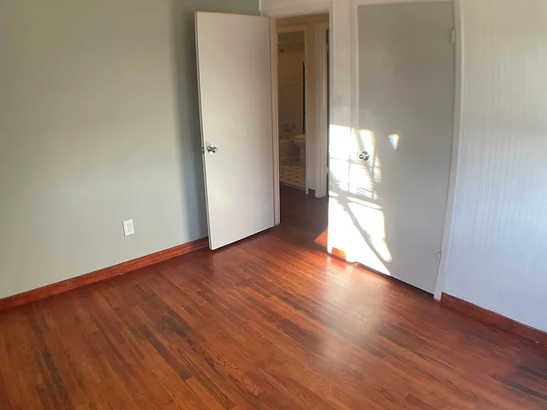 5 Woodrow Pl — Photo 12