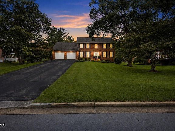 2nd image of 3412 Pine Timbers Dr