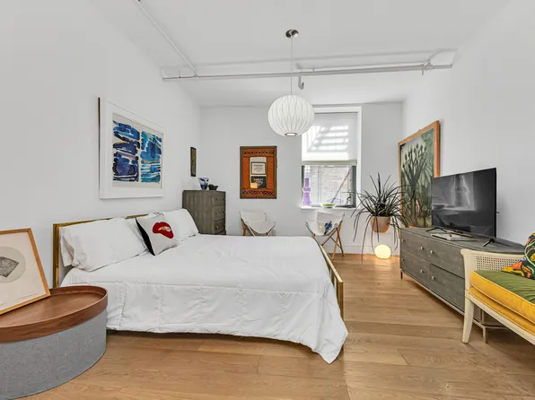 133 Mulberry Street image 9 of 14