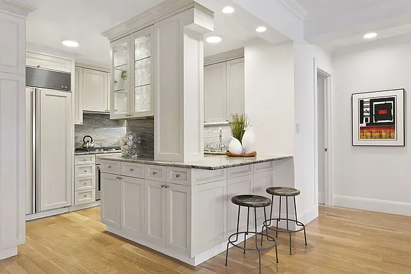 Sold by Compass | media 16