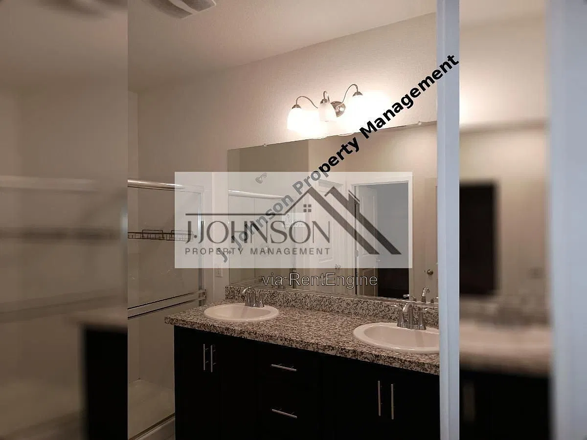 4 bed, 2.0 bath, 1843 sqft, $2,800 — Photo 4