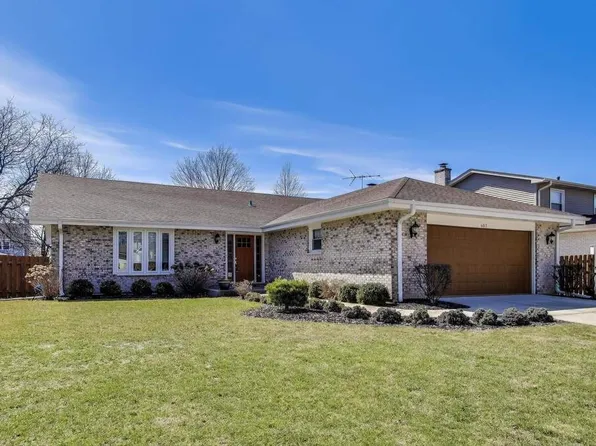 607 Pennsylvania Ct, Arlington Heights, IL 60005