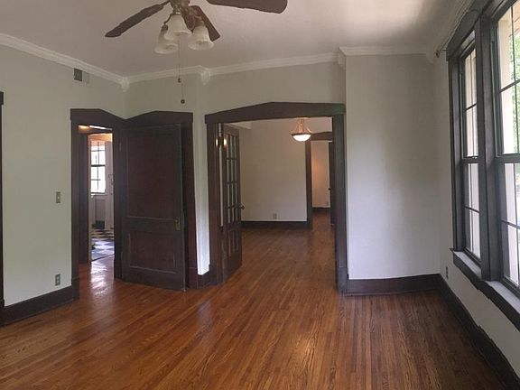 3rd image of 1711 18th Ave S APT E4