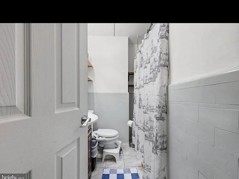 7819 Windrim Ave — Photo 5