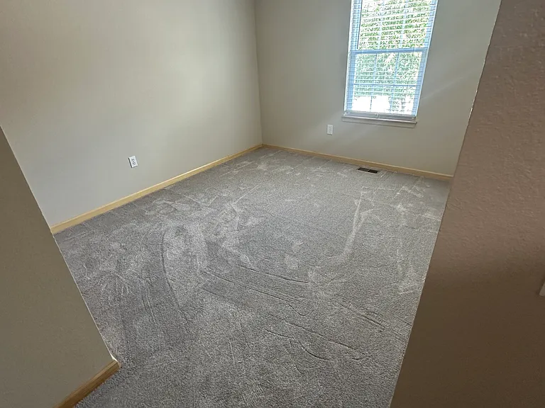 453 Eldridge St — Photo 12