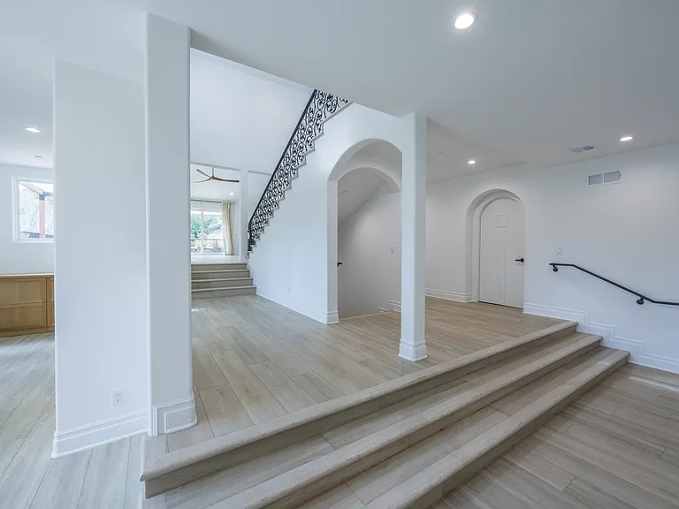 6029 Fairview Pl — Photo 6