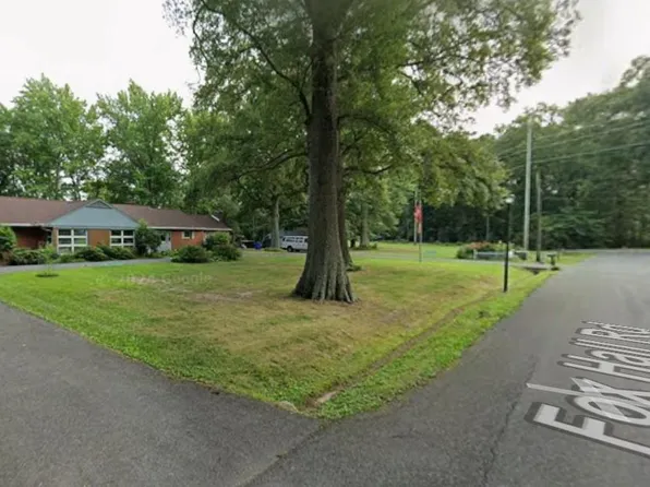 112 Fox Hall Dr, Dover, DE 19904