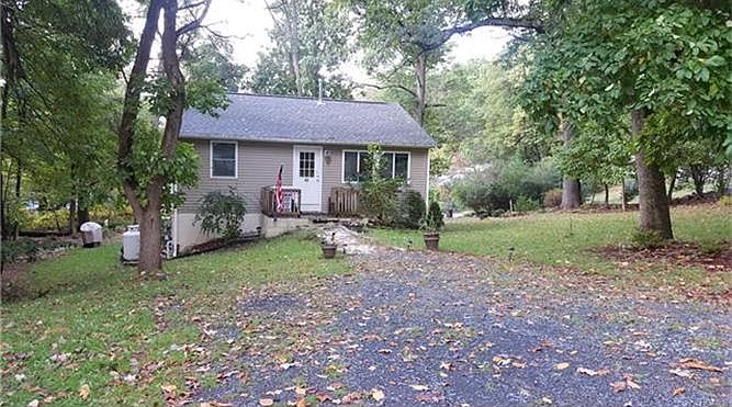 1st image of 42 Julie Ln