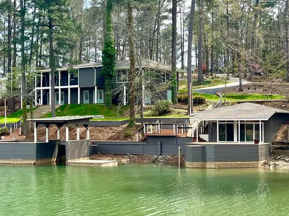 130 Batten Dr, Equality, AL 36026