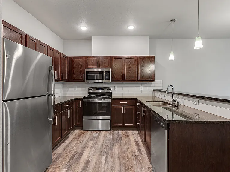 525 N Michigan Rd #B301 — Photo 2