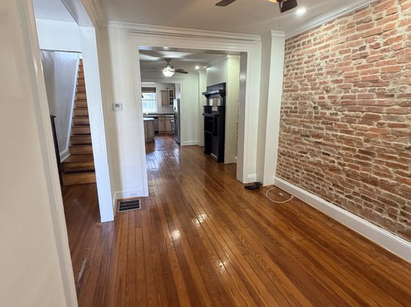 209 W 27th St