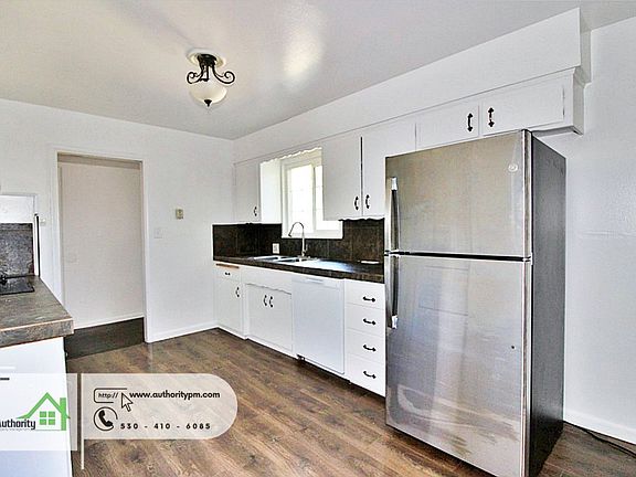 5th image of 6482 Leonard Dr