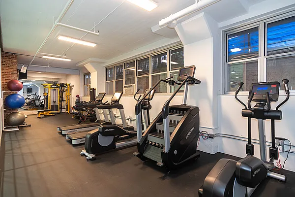 Rented by Corcoran | media 14